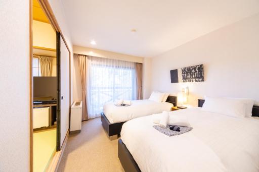 Phoenix Hotel by HHG - Housity