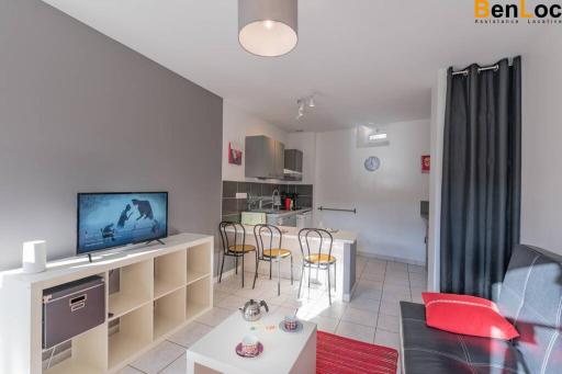 appart 39m2 avec Terrasse et jardin parking Netflix wifi Pas besoin de passe sanitaire - Housity