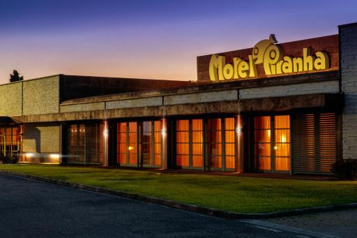 Motel Hotel Piranha - Housity