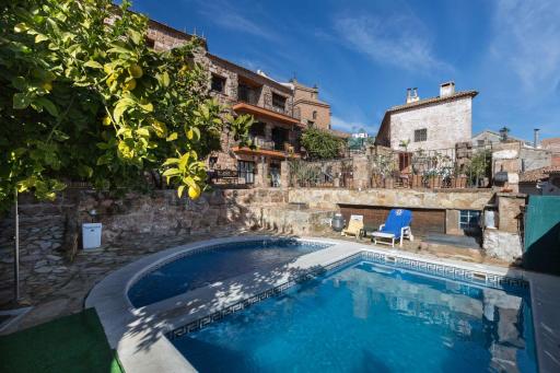 Hotel Palacio Guzmanes - Housity