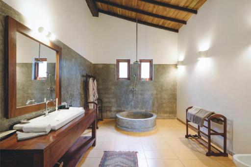 Highland Villa - Housity