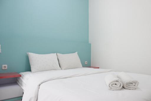 Modern Chic 2BR Apartment Parahyangan Residence near UNPAR By Travelio - Housity