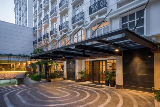 eL Hotel Yogyakarta Malioboro - Housity