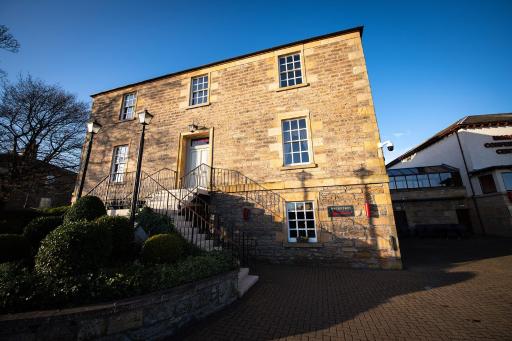 The Mansefield Hotel - Housity