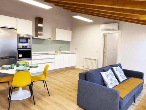 INSIDEHOME Apartments - Ático del Capitán - Housity