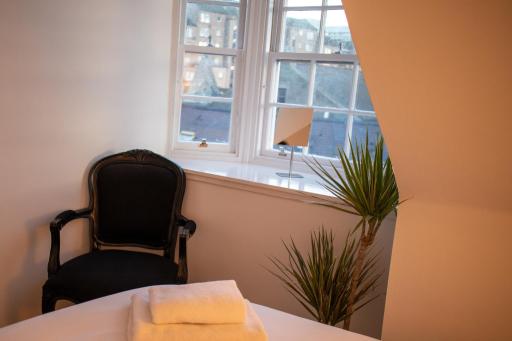Historic, City Centre Apartment - Housity