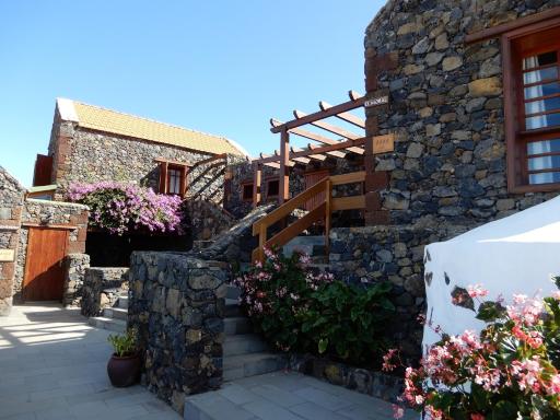 Casas Rurales Los Almendreros - Housity