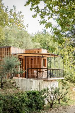 Les Cabanes de la Fontaine - Housity