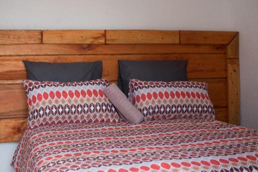 Mbumba Overnight Accommodation - Housity