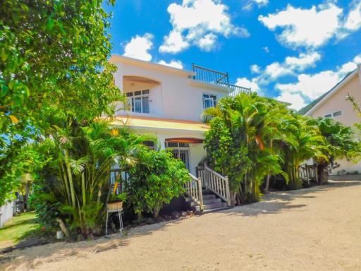 Tulsi Apartment & Studio - Housity