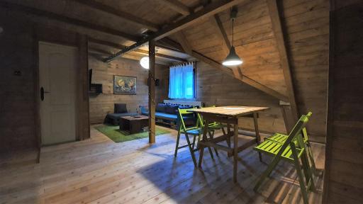 Kaludjerski Skok Stara Planina - Housity