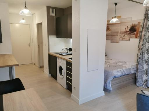 Studio calme avec parking - Housity