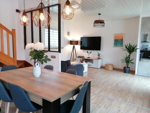 Gîte de Kerliguit 3 étoiles pour 6 personnes au cœur du Cap-Sizun - Housity