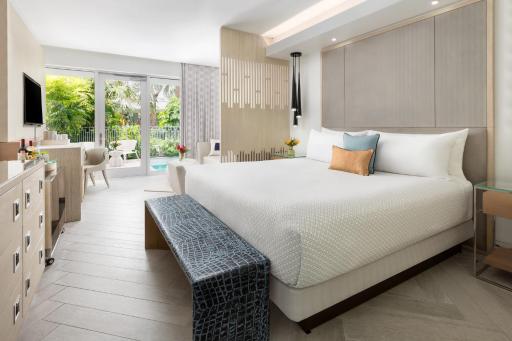 H2O Suites- Adults Only - Housity