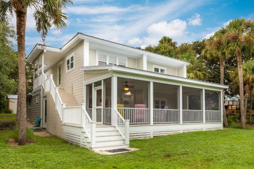 612 E Ashley - Shore Beats Work - 4 Bedrooms - Housity