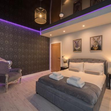 Coastal Gem Apartment by Seaside Llandudno - Hizvo