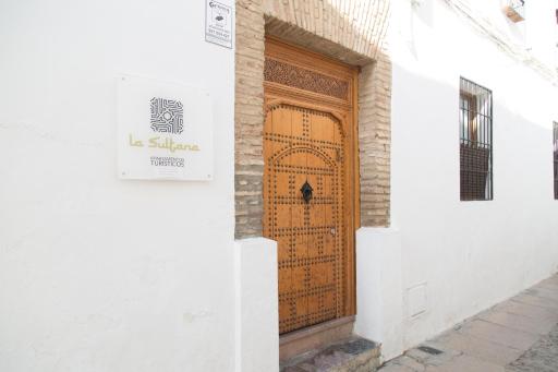 La Sultana Apartamentos - Housity