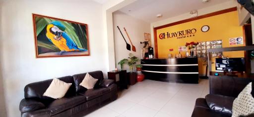 Hostal Huayruro - Housity