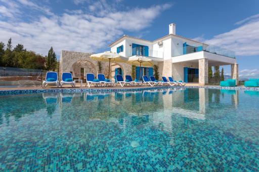 Indigo Villa - Housity