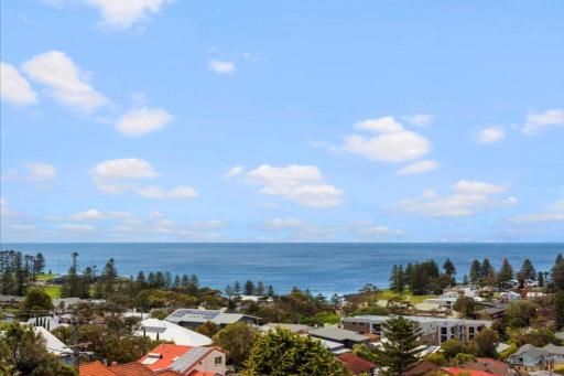 Brand new house, amazing views, walk to the beach! - Housity