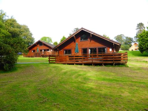 Lady Galloway Lodge 28 with Hot Tub Newton Stewart - Housity