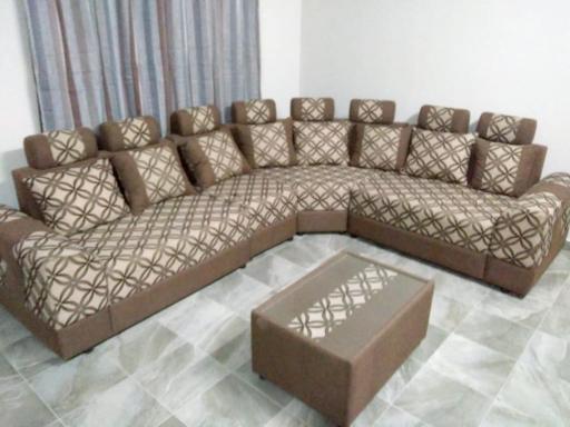Charming House in Curepipe + Garden - Housity