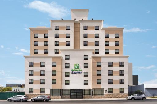Holiday Inn Express - Jamaica - JFK AirTrain - NYC, an IHG Hotel - Housity