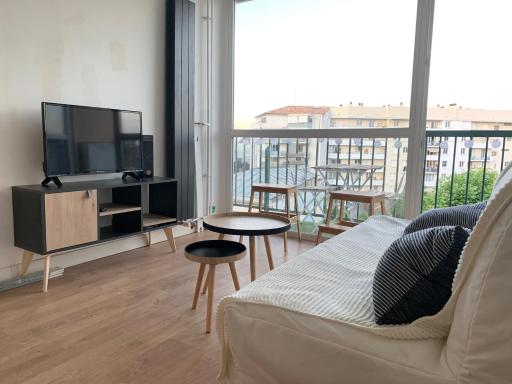 T2 lumineux centre ville proche métro, parking gratuit,1 chambre, 1 grande pièce à vivre - Housity