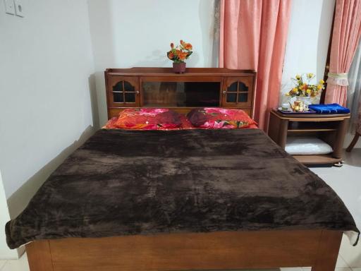 Homestay Anggur - Housity
