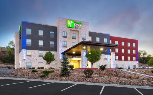 Holiday Inn Express & Suites Price, an IHG Hotel - Housity