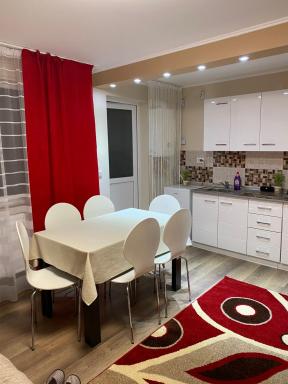 8 RESIDENCE APARTAMENT - Housity