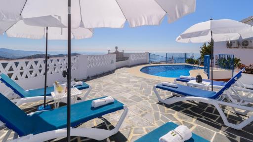 Casa El Monte Torrox by Ruralidays - Housity