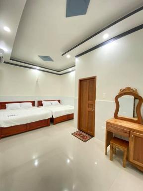 Tùng Thủy Homestay - Dinh Thầy Thím Lagi - Housity