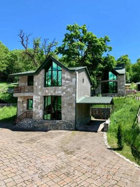 Dilijan Villa 12 - Housity
