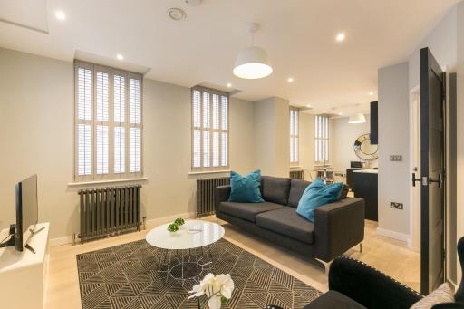 Urban Chic - Wellington - Housity