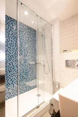 Holiday Inn Bolton Centre, an IHG Hotel - Housity