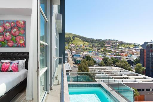 The Sentinel Luxury Apartments - Housity