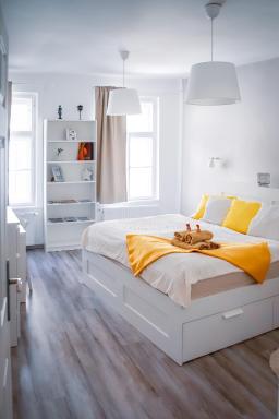 Malasits Art Home - Housity