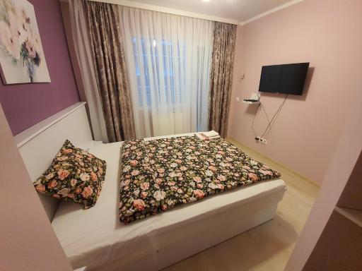 GUEST SUITE Narodno horo - Housity