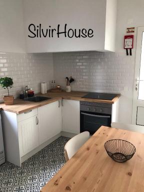 Silvirhouse - Housity