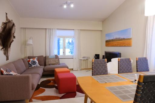 Lucky Lodge - Housity