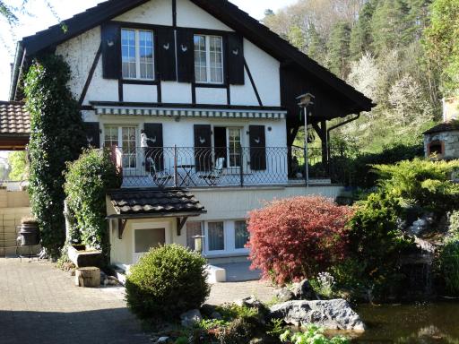 Bis Bosserte - Housity