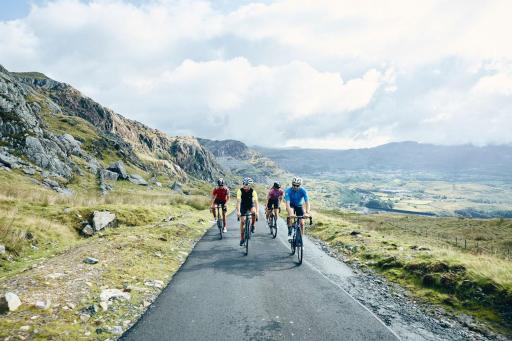 Chapel View Sleeps 4 Welsh Valley Cycling Hiking Walking - Housity