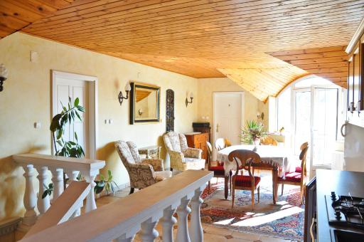 Gombos Apartman - Housity