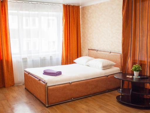 Apartment Kvartirniy Vopros on Oktyabrya 8 - Housity