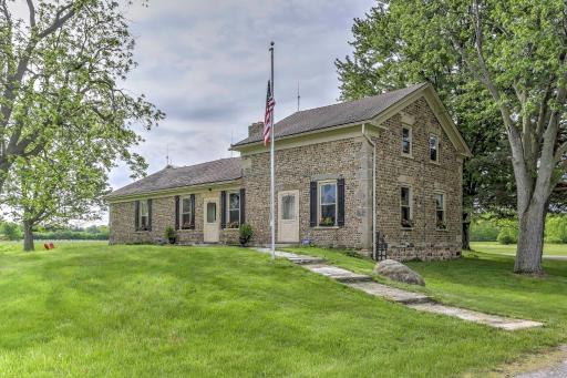 Historic Ottawa Lake House Deck, Barn and 96 Acres! - Housity