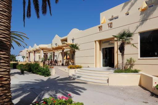Beach Lambrinos Suites - Housity