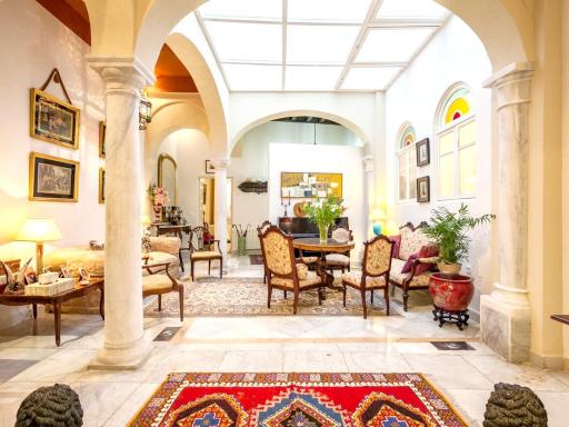 Comfortable house in the heart of Seville with AC - Housity