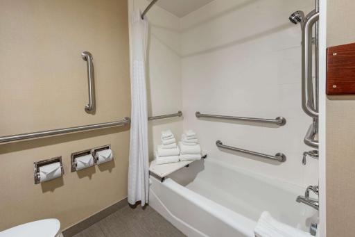 Comfort Inn & Suites Pittsburgh South - Housity