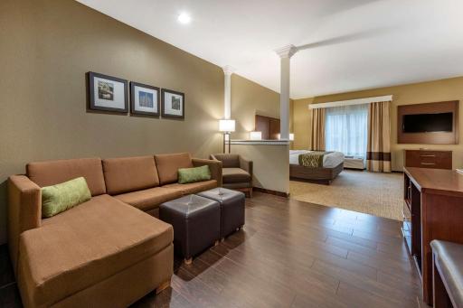 Comfort Inn & Suites Pittsburgh South - Housity